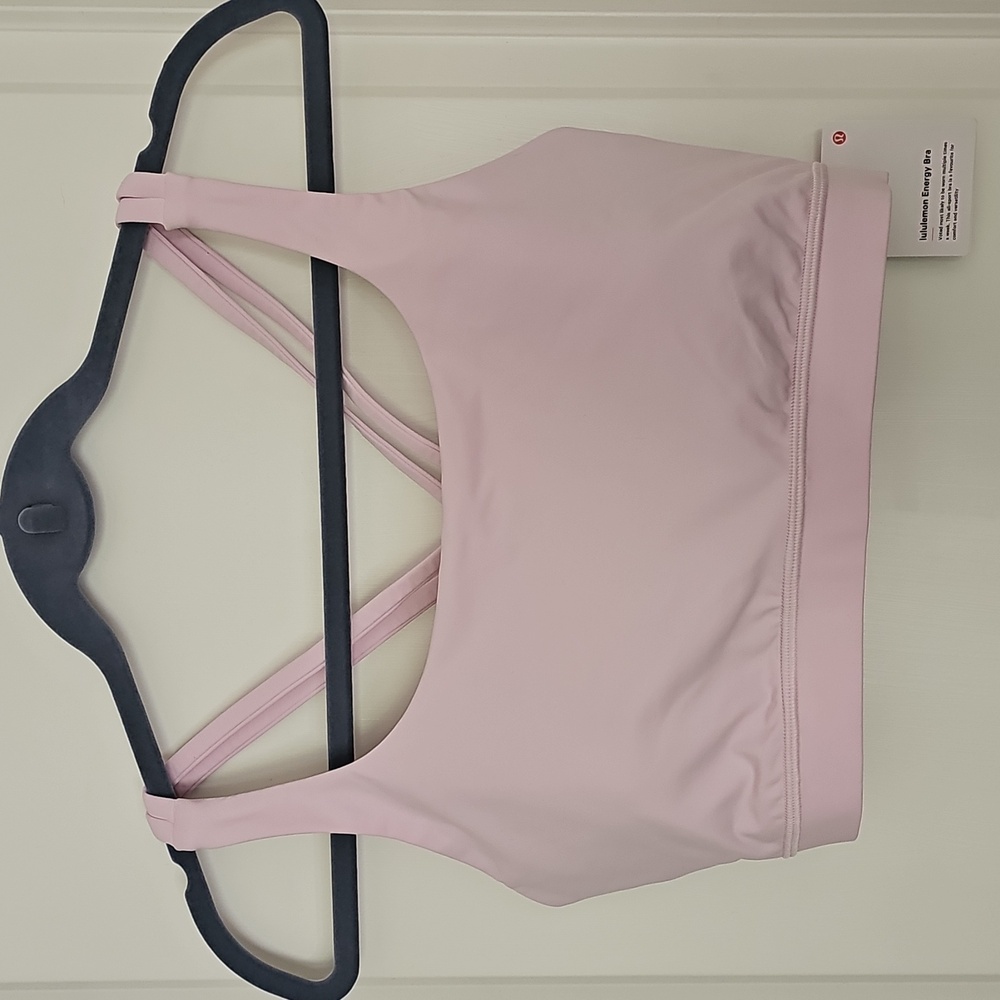 202. NWT Lululemon Energy Bra